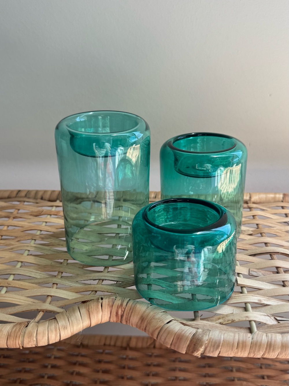 Set of 3 tea light glass candleholders